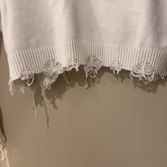 Cropped Sweater - Picture 3 of 4